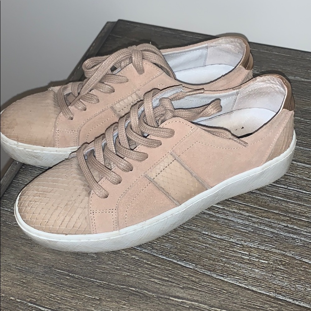 Steve Madden sneakers
